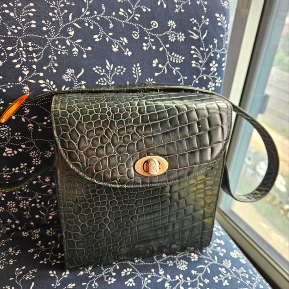Vintage GIANNI VERSACE Shoulder Bag (Green) USED CONDITION